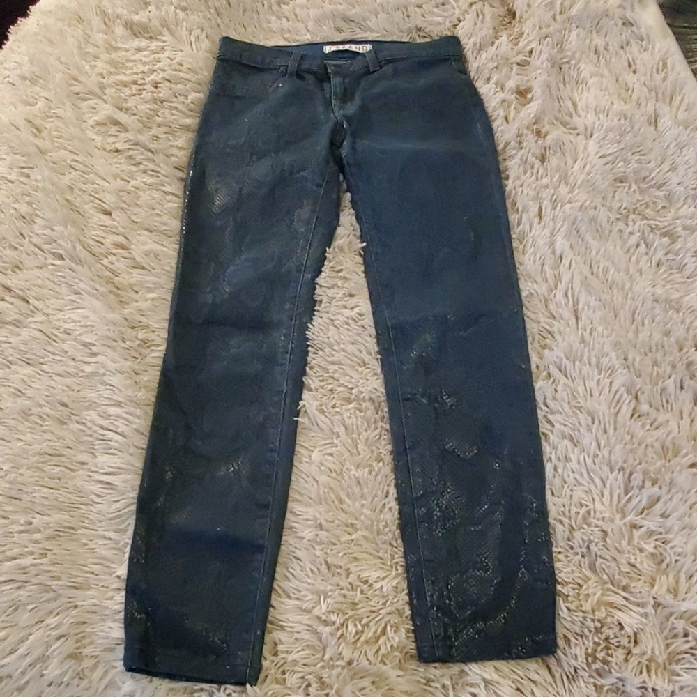 Chic J Brand "indigo boa" skinny cropped jeans